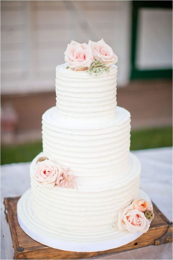 40+ Elegant and Simple White Wedding Cakes Ideas - Page 3