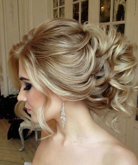 Come And See Why You Can T Miss These 30 Wedding Updos For