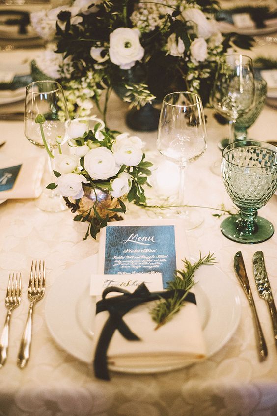Romance and Warmth-- 29 Genius Winter Wedding Table Setting Ideas