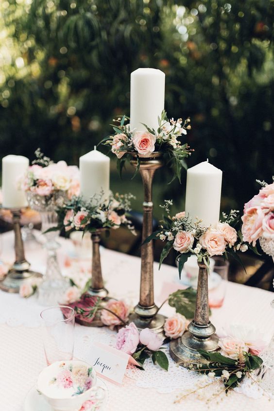 27 Vintage Wedding Centerpieces That Take Your Wedding to a New Level