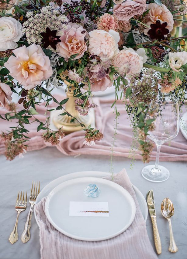 18 Romantic Dusty Rose Wedding Color Ideas for 2019