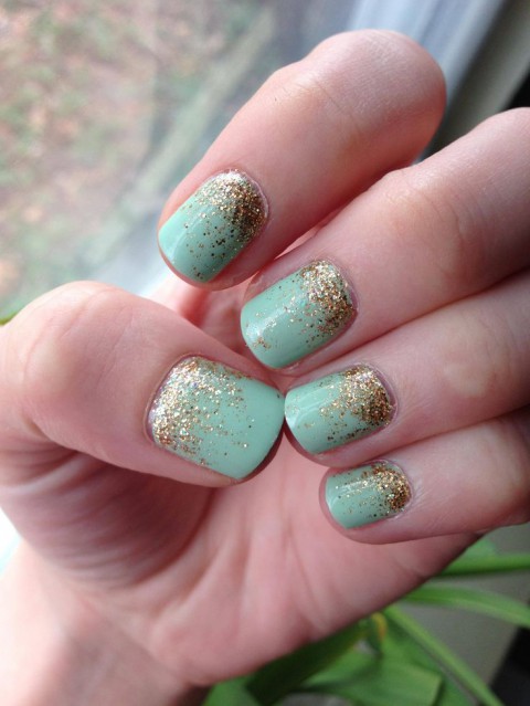 mint_and_gold_wedding nail ideas