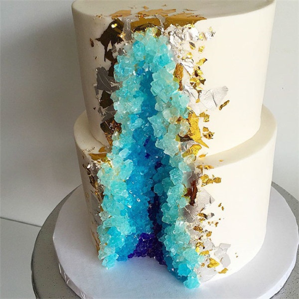 amethyst geode wedding cake trend ideas