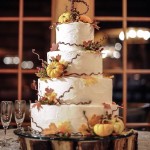 fall wedding cakes with leaves