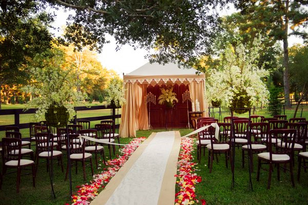 backyard wedding ideas 12