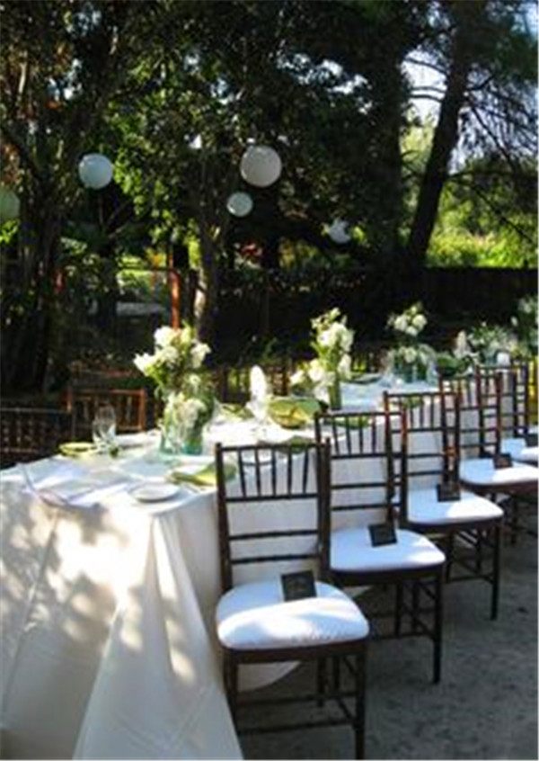 backyard wedding ideas 8