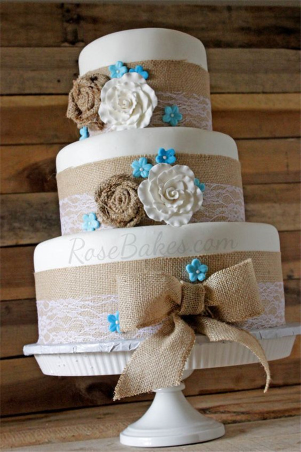 Burlap and Lace Wedding Cake