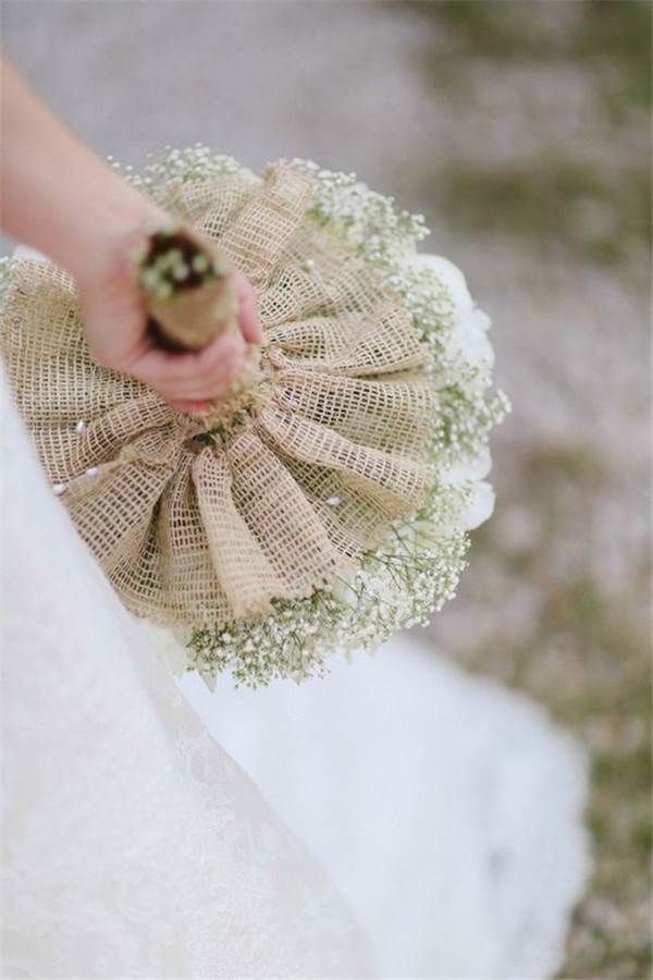 baby's breath bouquet with burlap