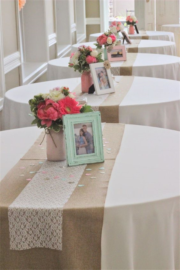 burlap and lace table runners for your wedding