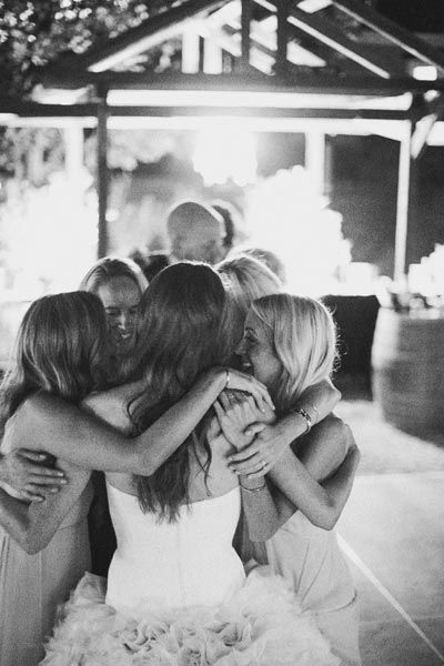 Must-Have Photos With Your Bridesmaids