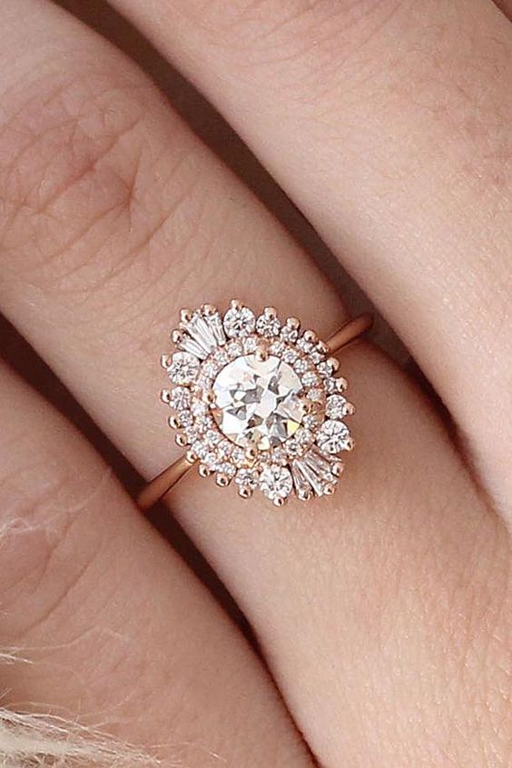 Vintage Engagement Rings With Stunning Details