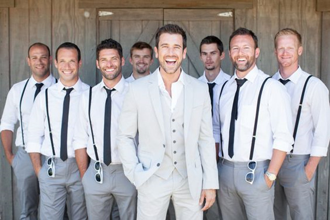 21 Must-have Groomsmen Photos Ideas to Make an Awesome Wedding