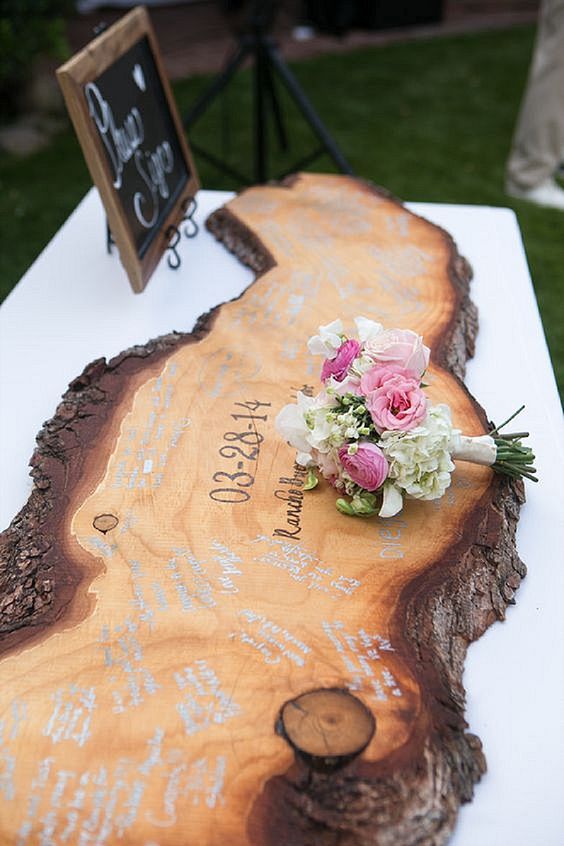 Boho wedding ideas This wooden guest book is AMAZING