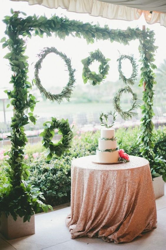 Greenery Wedding Wreaths and cake ideas