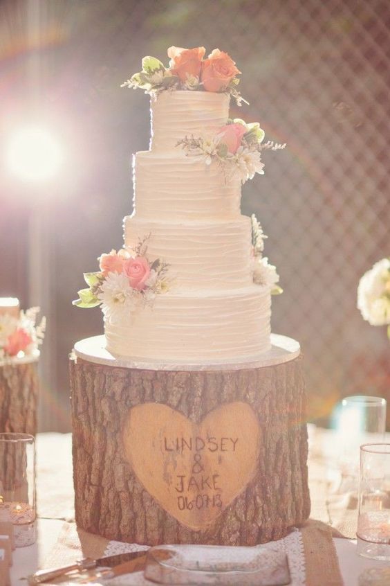 Tree Stumps Wedding Ideas for Rustic Wedding