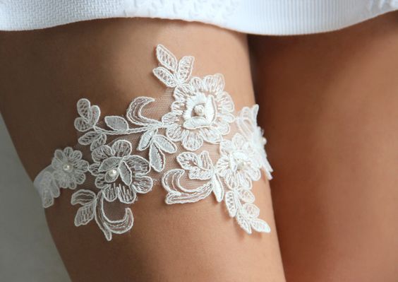 Lace and Pearls ivory lace wedding garter set