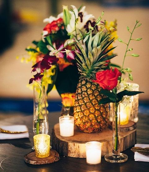 Fun Pineapple Wedding Ideas