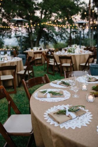 22 Rustic Backyard Wedding Decoration Ideas on A Budget