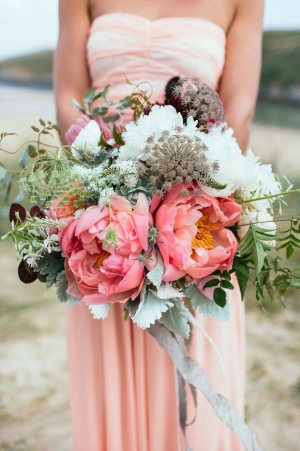 Super picture-perfect peony wedding bouquets you will adore 008