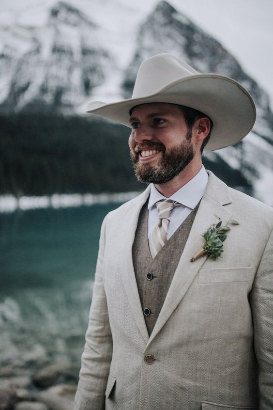 Stylish Winter Groom Attires Too Cool not to Have! 012