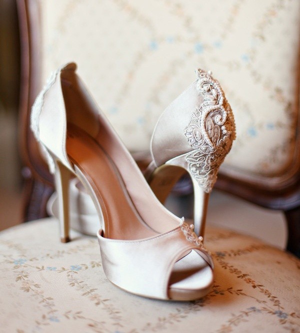 Stylish and Charming Nude Wedding Shoes to Love 006