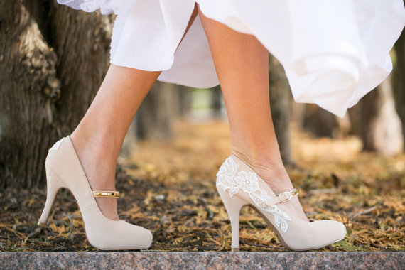 Stylish and Charming Nude Wedding Shoes to Love 007