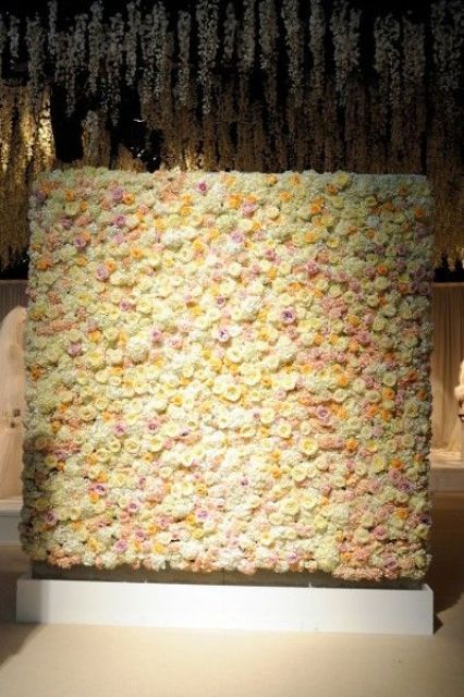 22 Trending Flower Wall Backdrops for Your Wedding Day