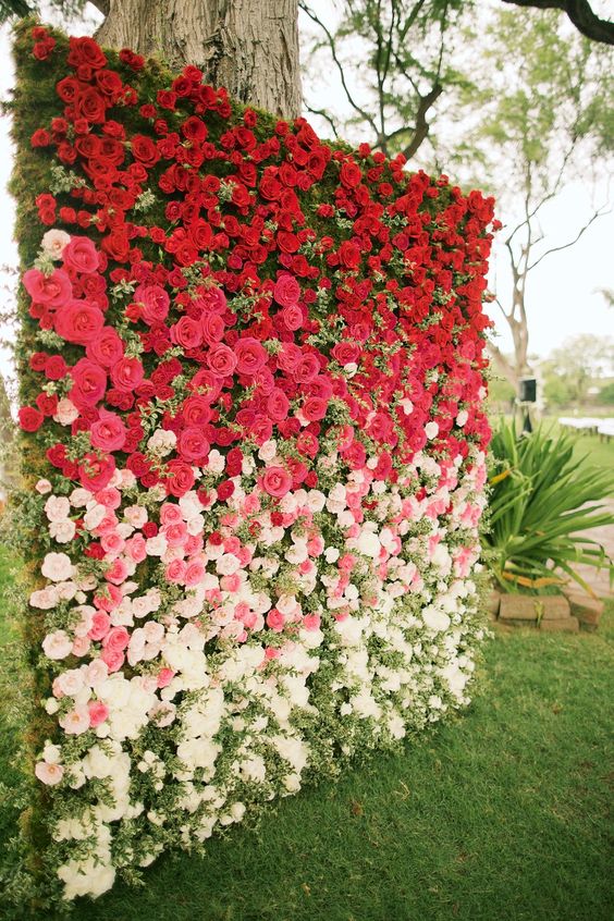 22 Trending Flower Wall Backdrops for Your Wedding Day