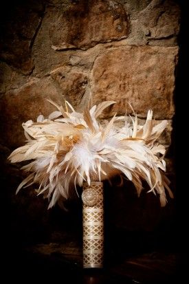 18 Unique Rustic Feather Wedding Bouquet Ideas