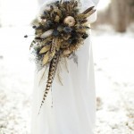 18 Unique Rustic Feather Wedding Bouquets_014