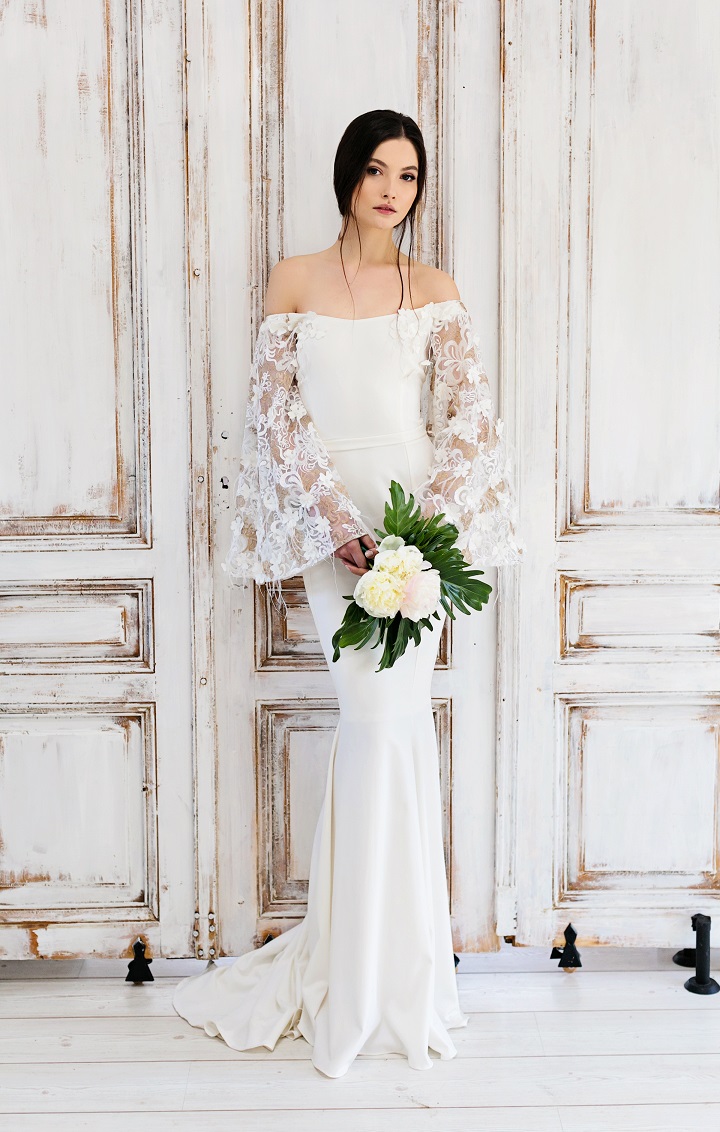 21 Oh So Amazing Bell Sleeve Wedding Dresses Amazing Boho Wedding Dresses With Bell Sleeves