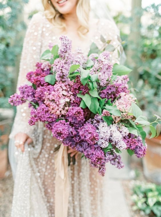 20 Ultra Violet Wedding Bouquet Ideas