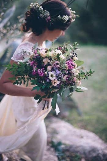 20 Ultra Violet Wedding Bouquet Ideas