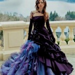 18 Non-traditional Black Gothic Wedding Dresses to Love-010