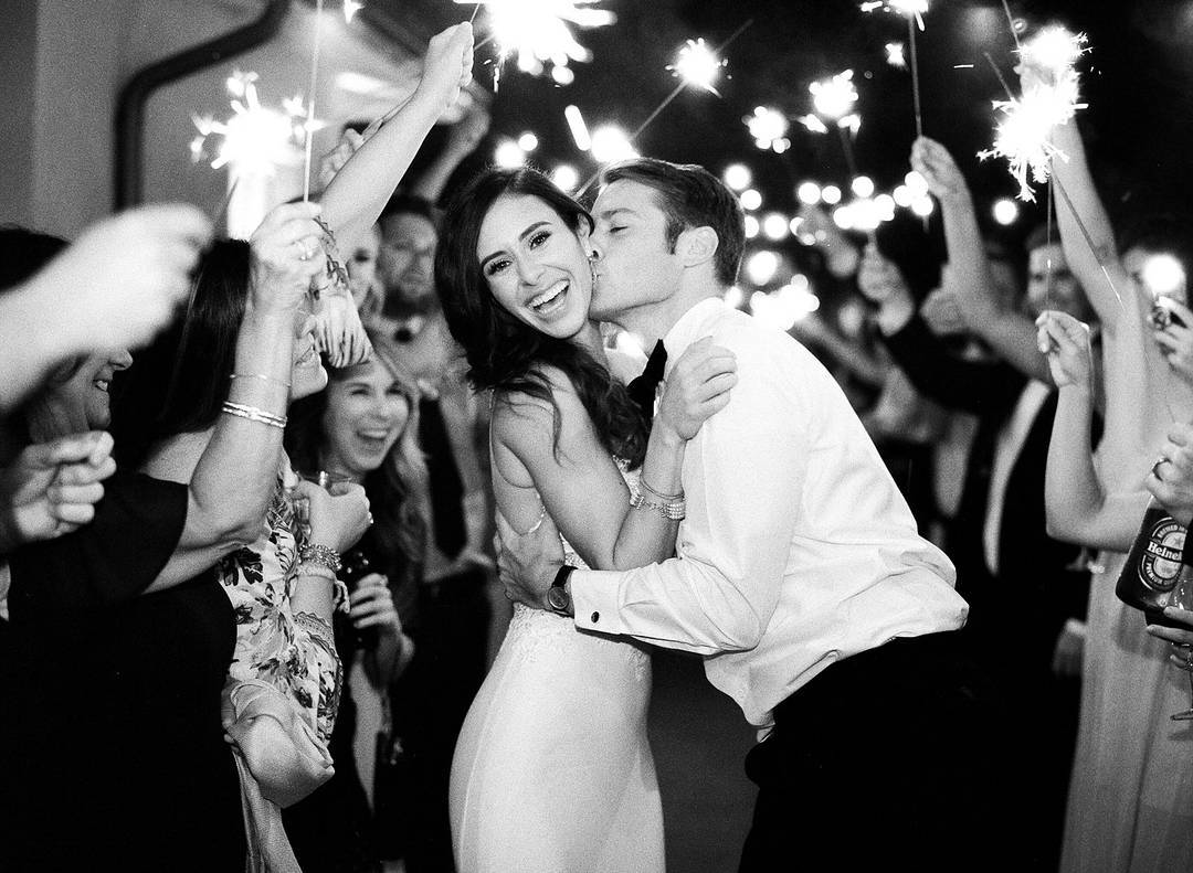 20 Magical Wedding Sparkler Send-Offs for Your Wedding 20 Magical Wedding Sparkler Send-Offs for Your Wedding