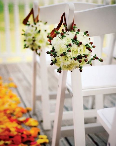 20 Must-have Wedding Chair Decorations for Ceremony