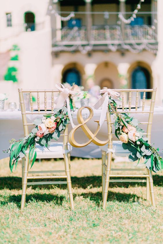 20 Chic Wedding Chair Decoration Ideas for Bride and Groom 20 Chic Wedding Chair Decoration Ideas for Bride and Groom