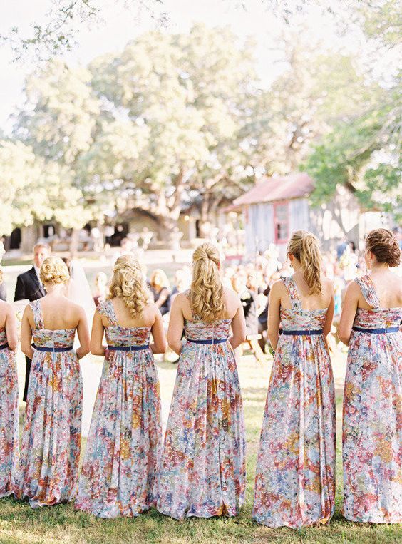 22 Floral Print Bridesmaid Dresses for Spring and Summer Weddings Pretty in Floral Print Bridesmaid Dresses