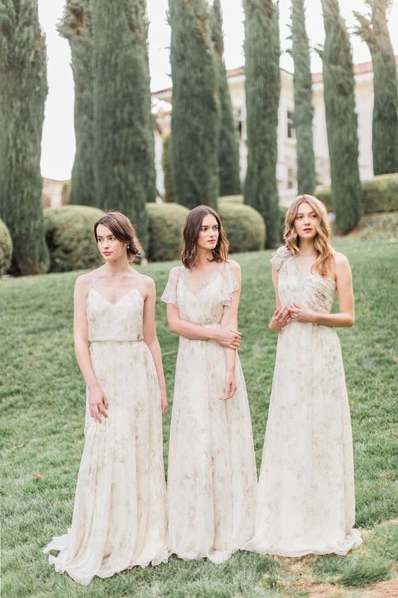 22 Floral Print Bridesmaid Dresses for Spring and Summer Weddings Floral Pink Short Bridesmaid Dresses