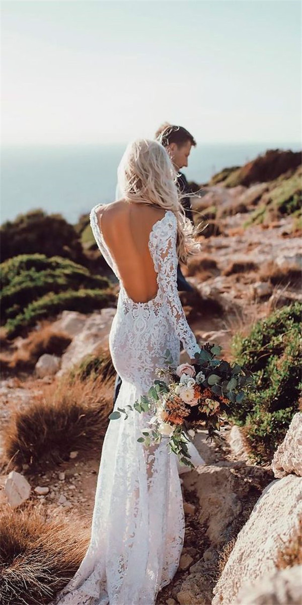 18 Sexy and Breath-taking Backless Wedding Dresses
