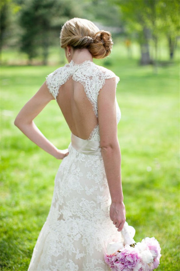 18 Sexy and Breath-taking Backless Wedding Dresses