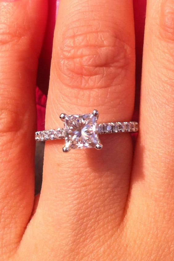  Luxury Jewelry Gorgeous Engagement Rings 