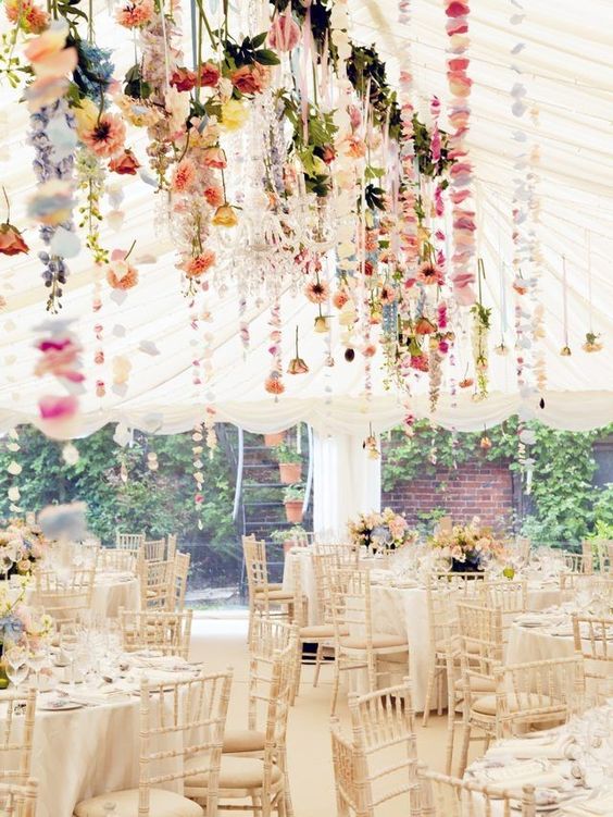  18 Summer Garden Wedding Ideas to Shine! 