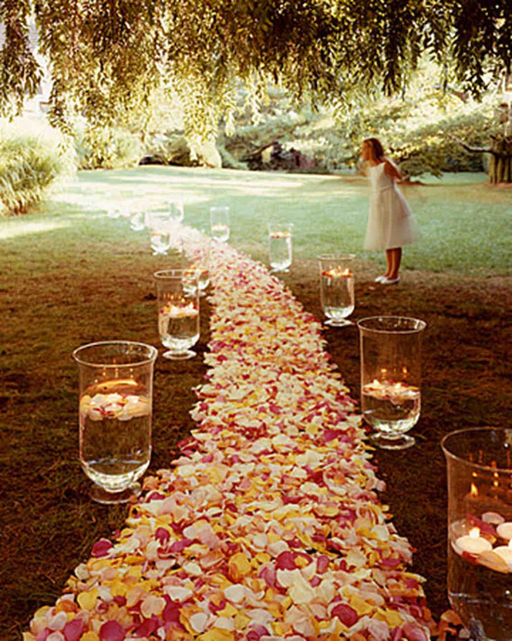  16 Awesome Outside Fall Wedding Ideas 