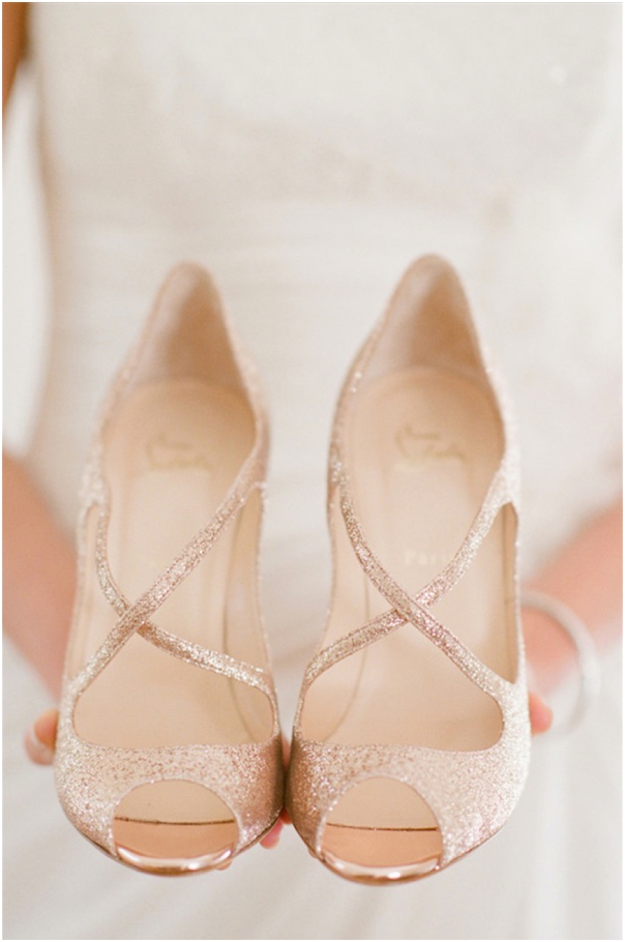  Drop-Dead-Gorgeous GOLD Wedding Shoes Ideas 