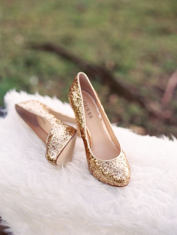  Drop-Dead-Gorgeous GOLD Wedding Shoes Ideas 