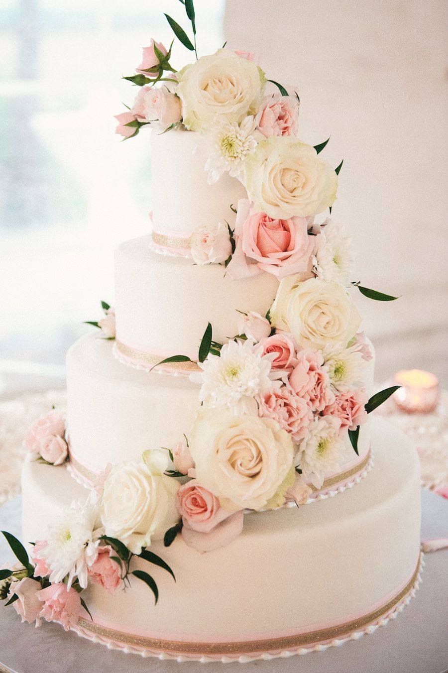  20 Most Romantic Floral Wedding Cakes You Can Imagine 