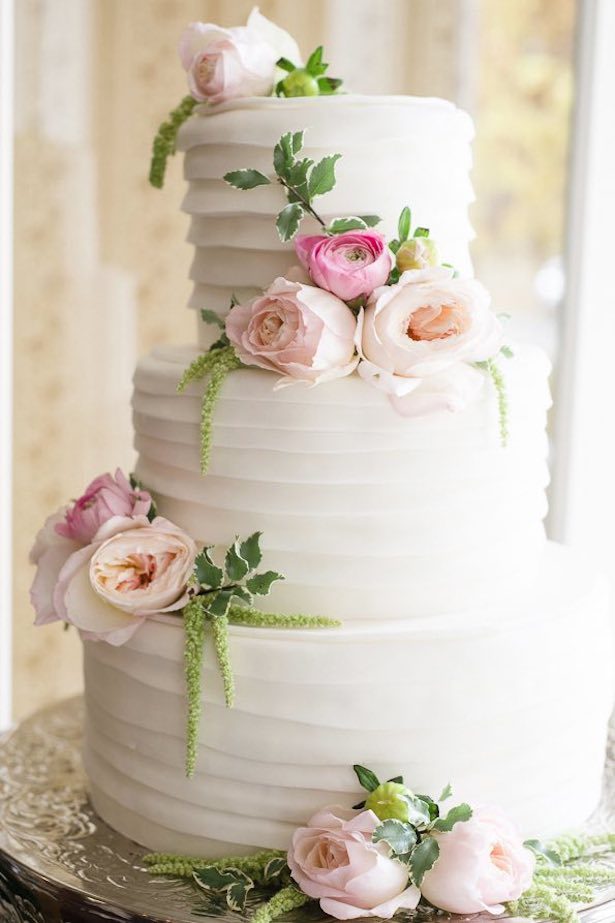  20 Most Romantic Floral Wedding Cakes You Can Imagine 