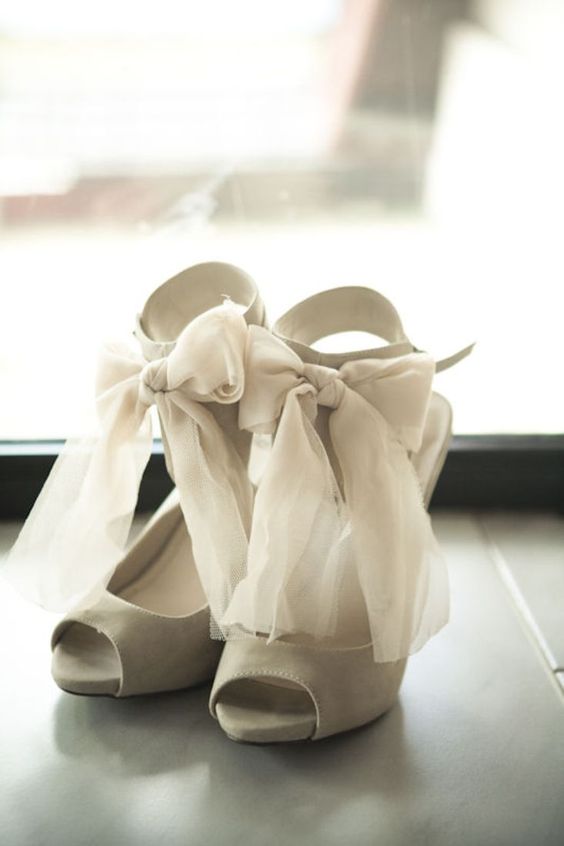  22 Breath-taking Ivory Wedding Shoes for Your Dress 