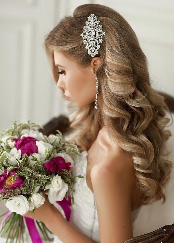 Elegant chic wedding hair accessories